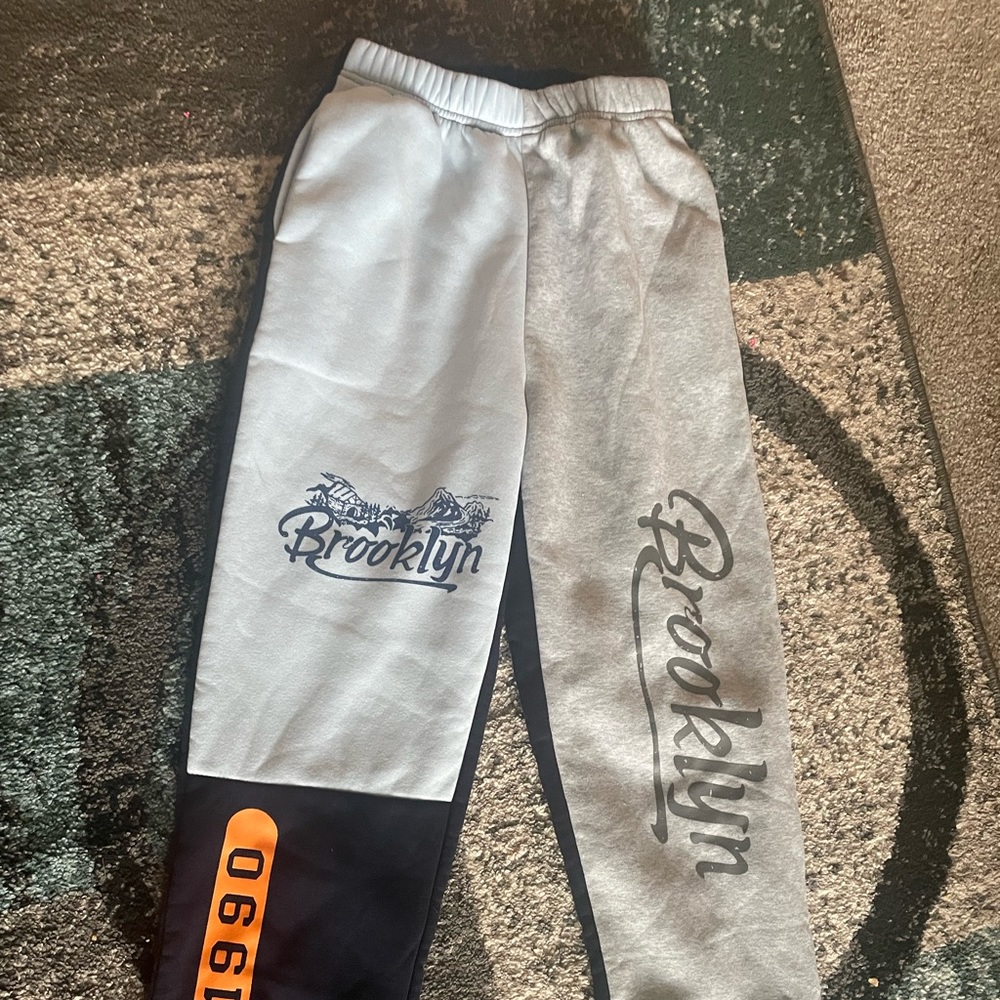 Colorblock Brooklyn sweatpants shein